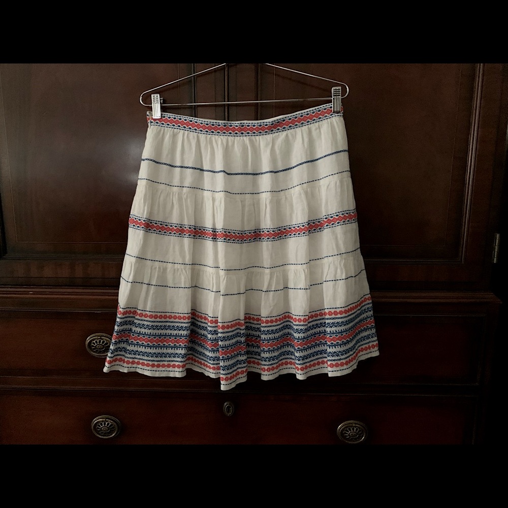 Club Monaco linen skirt made in India. Size M